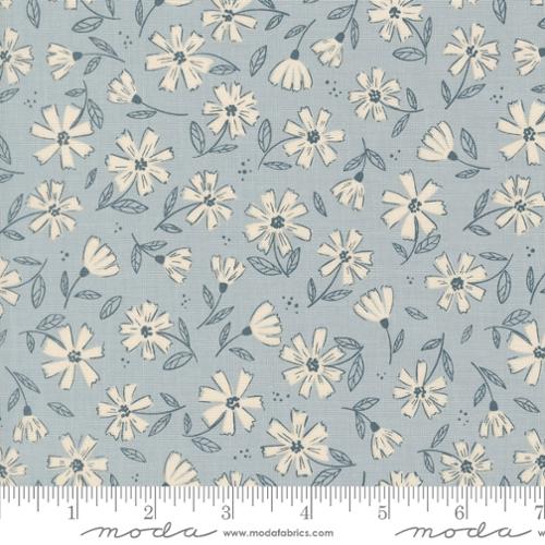 "Flowers Florals Sky"-Moda Fabrics