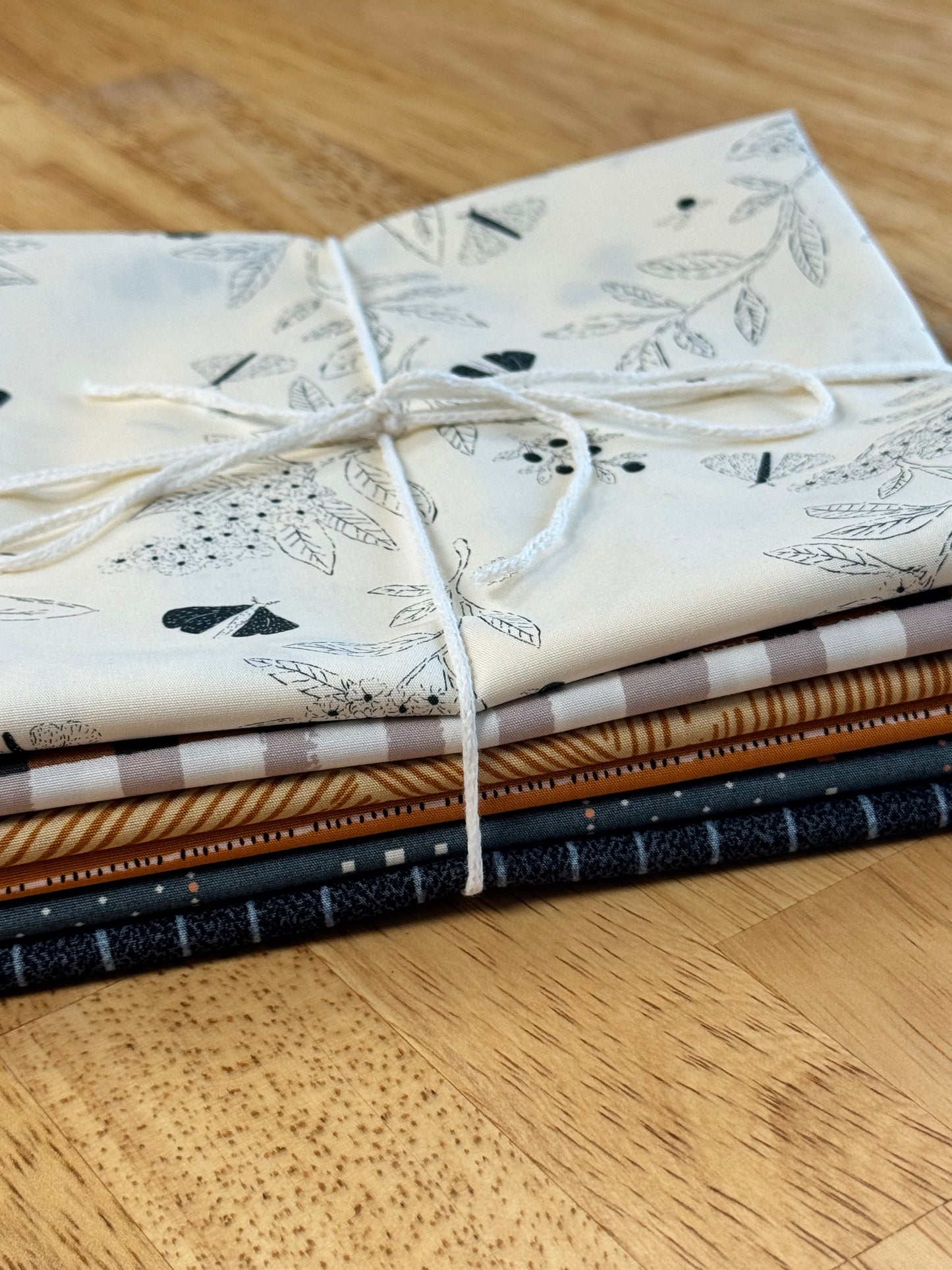AGF “Falling for Blue” 3 yard Bundle-1/2 yd cuts