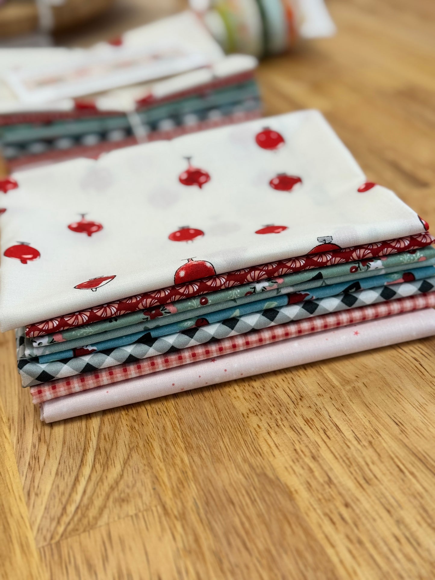 "Frosty's Cozy Christmas" Table Runner Kit