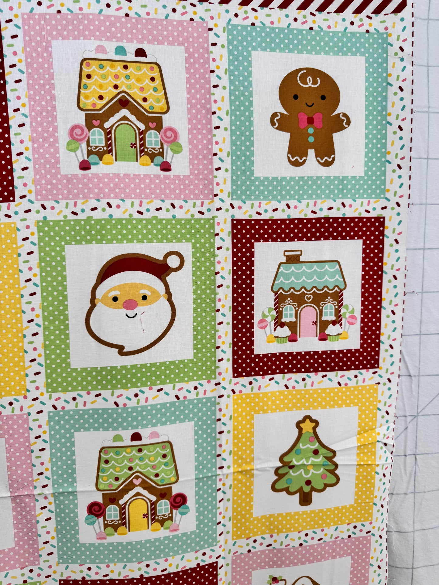 Gingerbread Friends Panel- Gingerbread Kisses